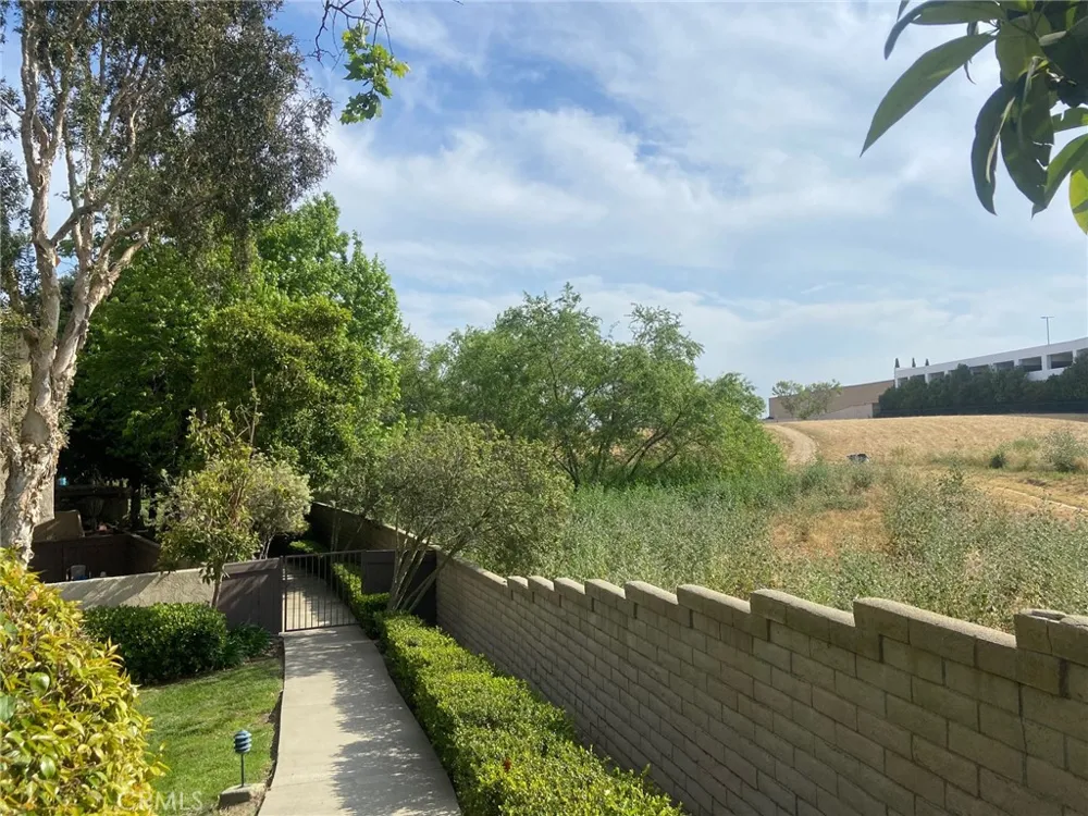 19544 Vasile Cir Huntington Beach, CA 92646