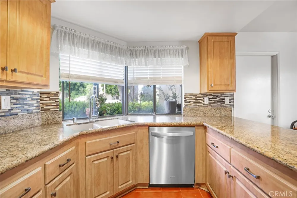 19544 Vasile Cir Huntington Beach, CA 92646
