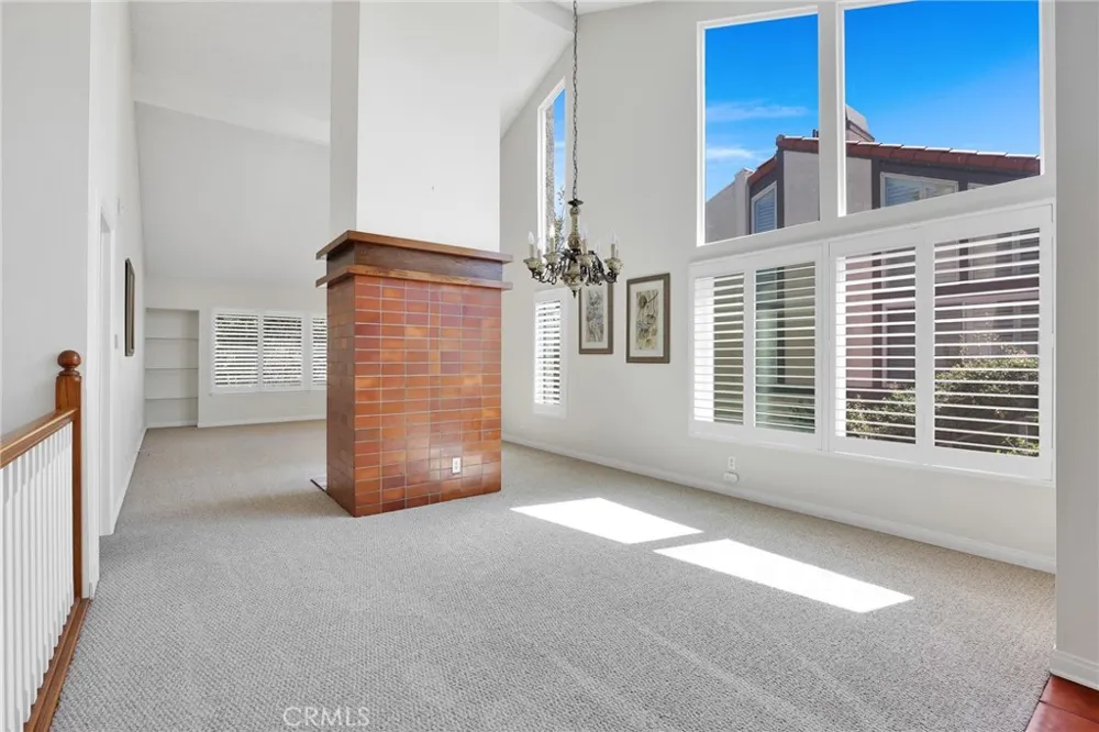 19544 Vasile Cir Huntington Beach, CA 92646