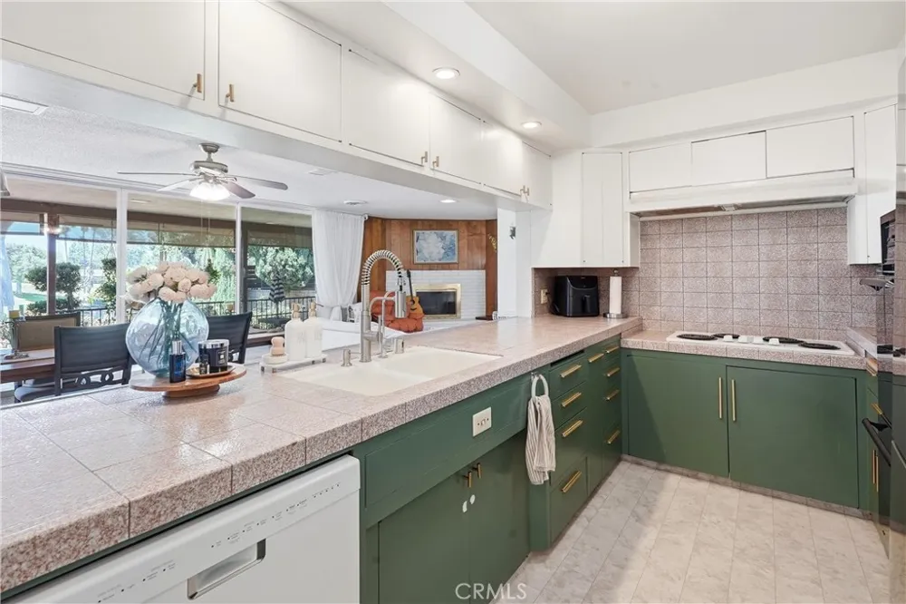 11525 Sunnybrook Lane Whittier, CA 90604