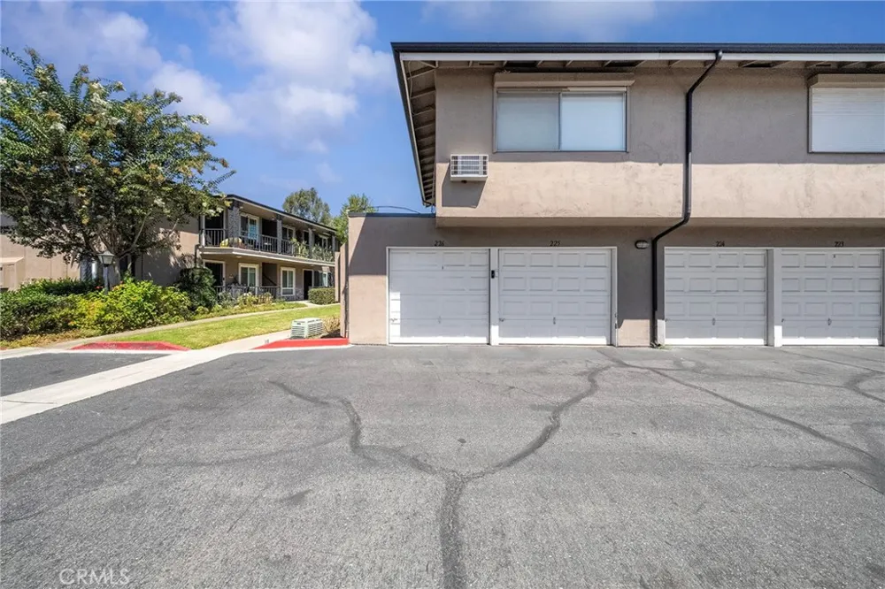 660 S Glassell Street #54 Orange, CA 92866