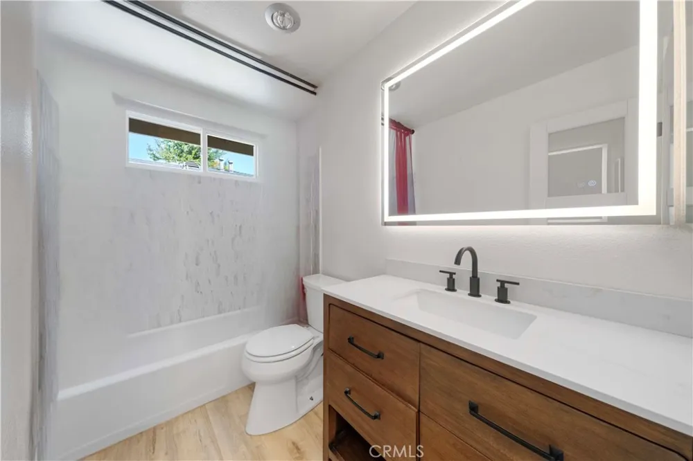 660 S Glassell Street #54 Orange, CA 92866