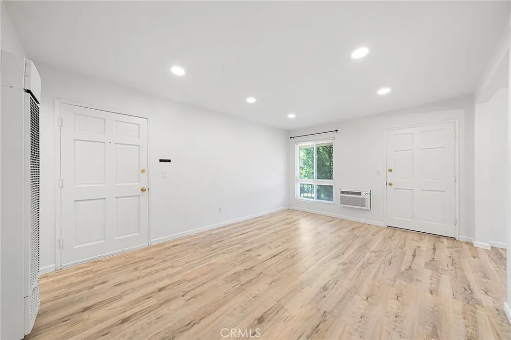 660 S Glassell Street #54 Orange, CA 92866