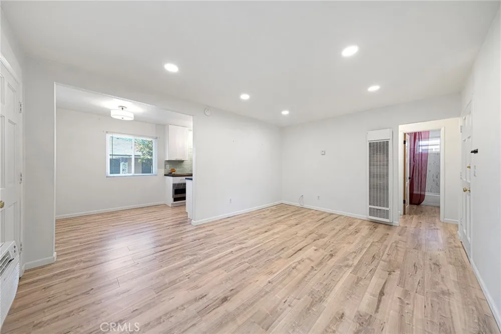 660 S Glassell Street #54 Orange, CA 92866