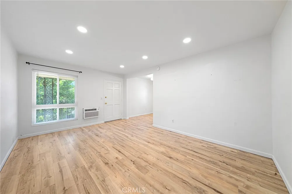 660 S Glassell Street #54 Orange, CA 92866