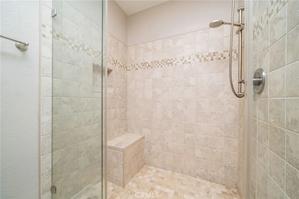 179 Oak Forest Circle Glendora, CA 91741