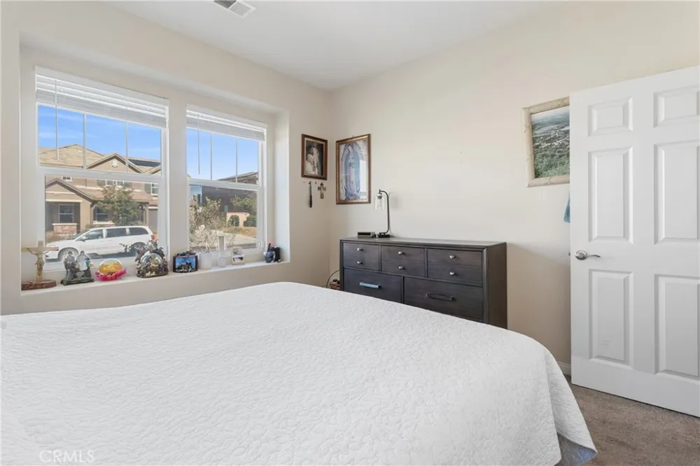 37316 Paintbrush Palmdale, CA 93551