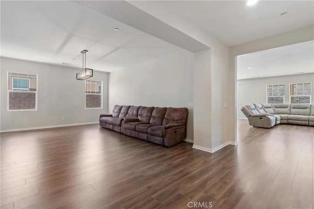 37316 Paintbrush Palmdale, CA 93551