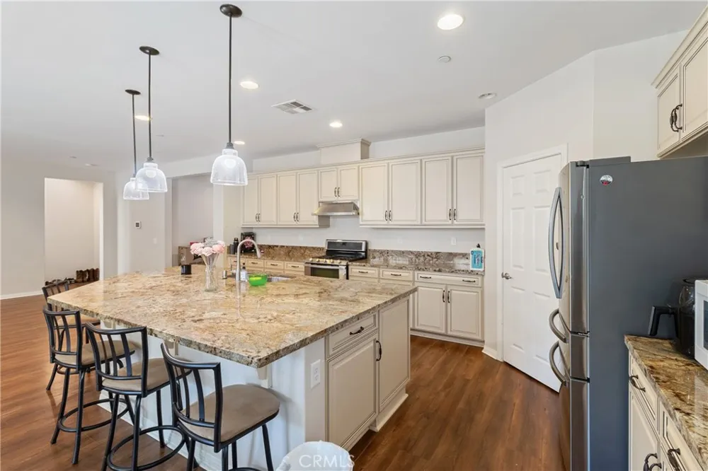 37316 Paintbrush Palmdale, CA 93551