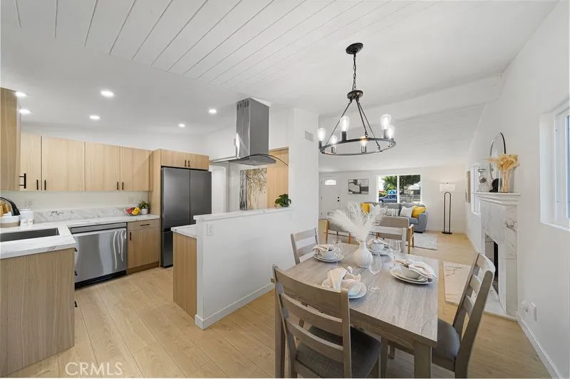 944 Lyman Avenue Covina, CA 91724