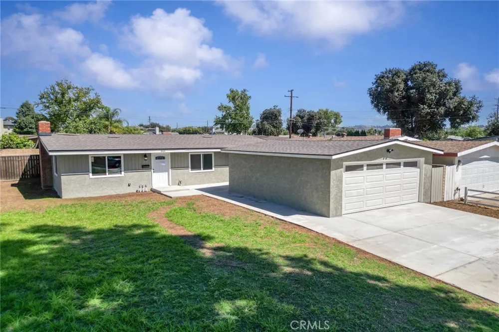 944 Lyman Avenue Covina, CA 91724
