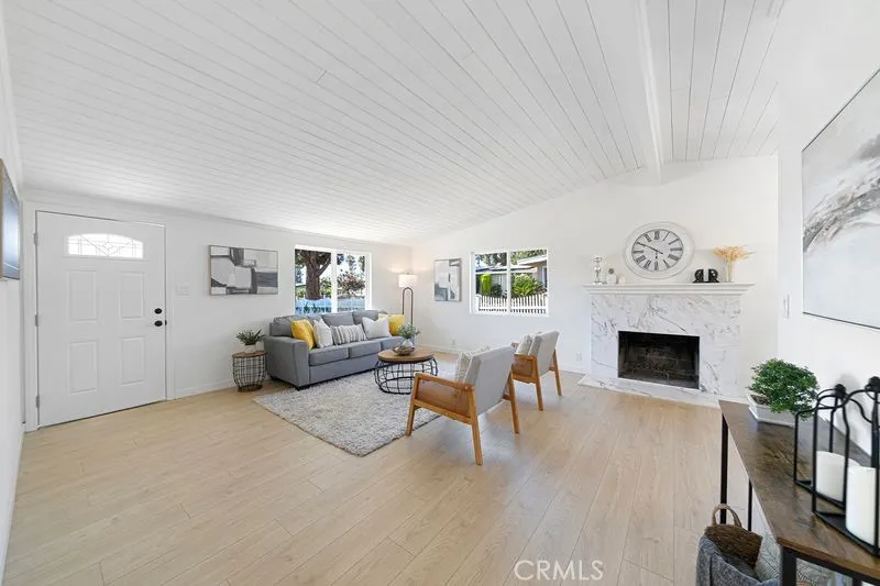 944 Lyman Avenue Covina, CA 91724