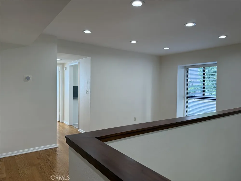 15221 Magnolia #E Sherman Oaks, CA 91403