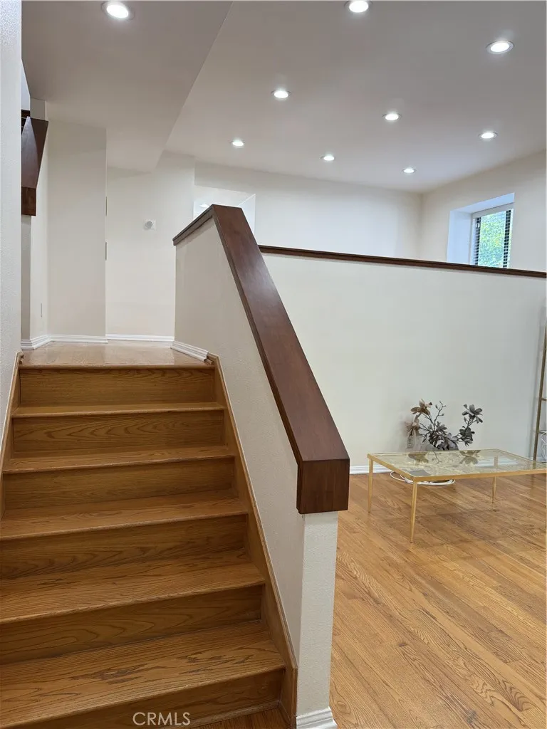 15221 Magnolia #E Sherman Oaks, CA 91403