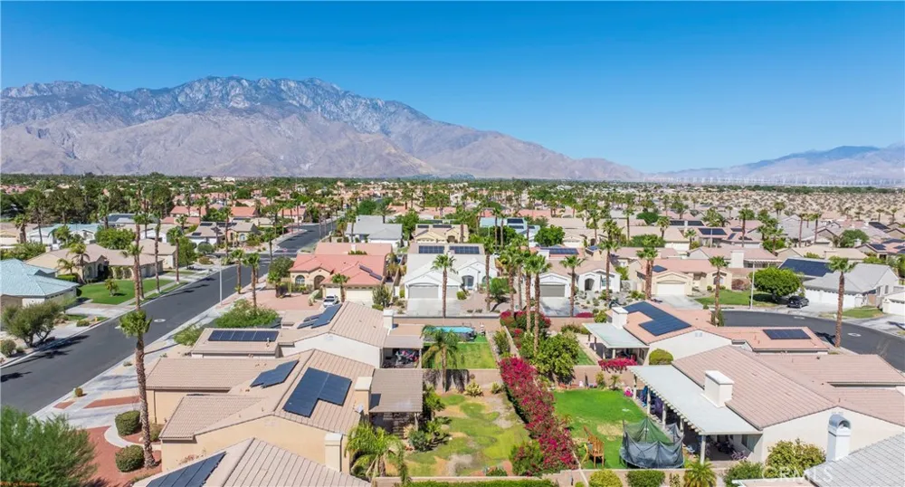 68628 Pasada Cathedral City, CA 92234