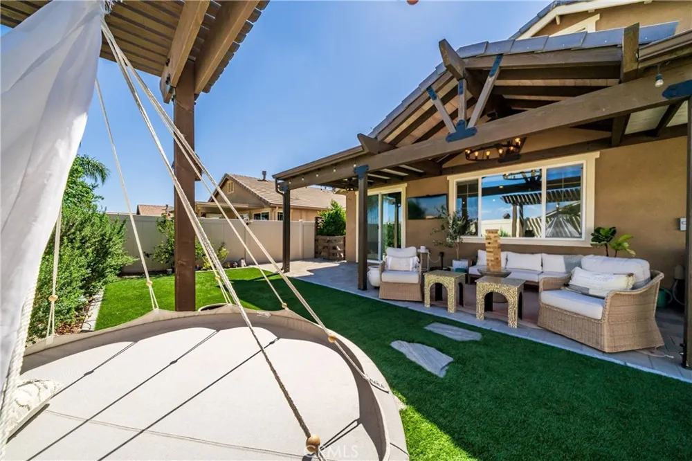 28584 Fieldgrass Menifee, CA 92584