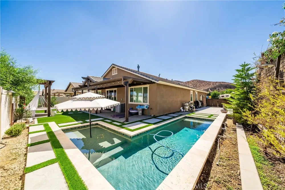28584 Fieldgrass Menifee, CA 92584