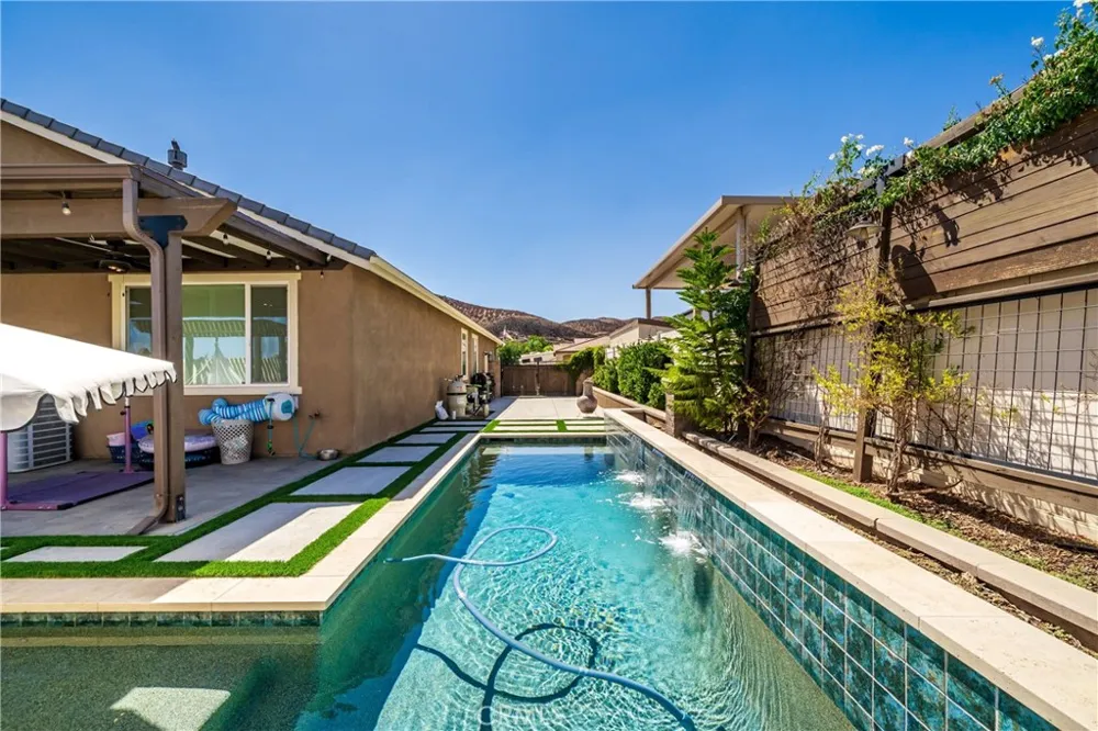 28584 Fieldgrass Menifee, CA 92584