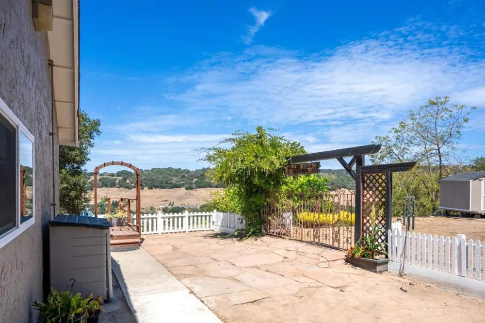 1175 Marilyn Lane Aromas, CA 95004