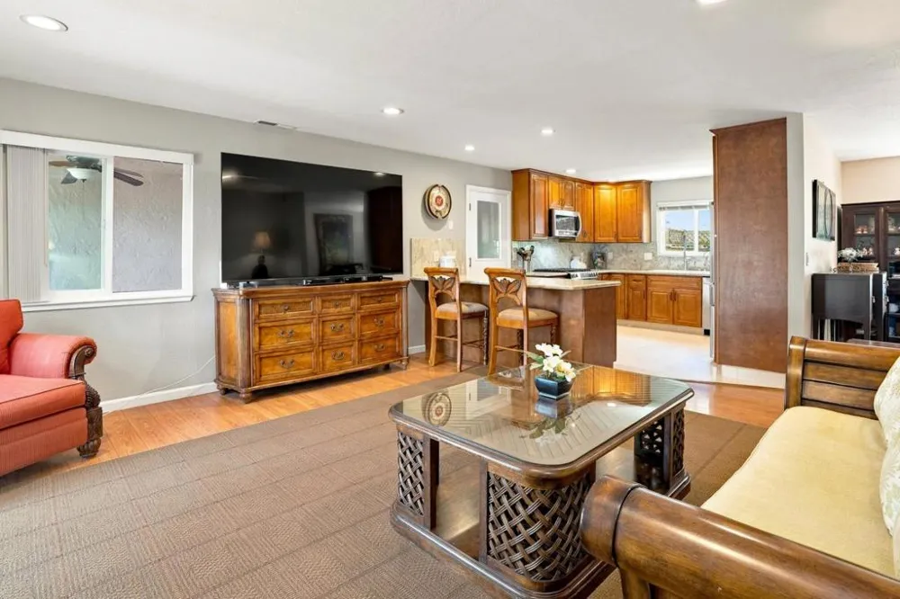 1175 Marilyn Lane Aromas, CA 95004