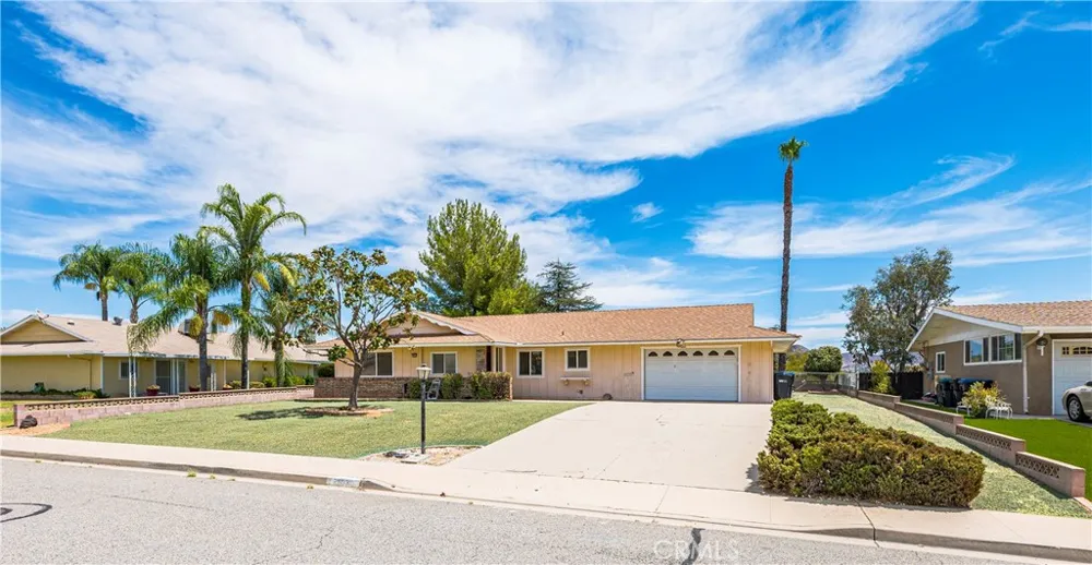 28030 Radford Drive Menifee, CA 92586