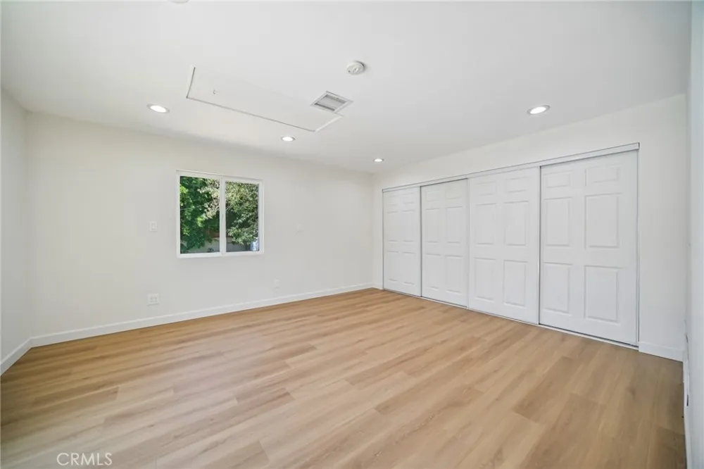 7419 Gaviota Avenue Van Nuys, CA 91406