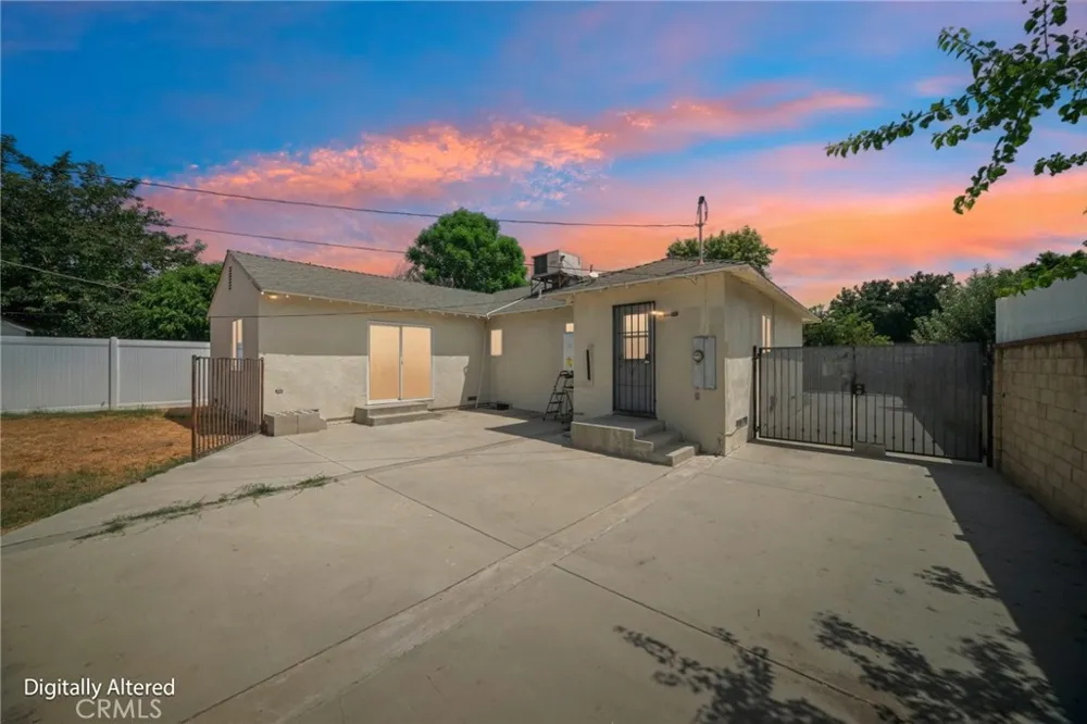 7419 Gaviota Avenue Van Nuys, CA 91406