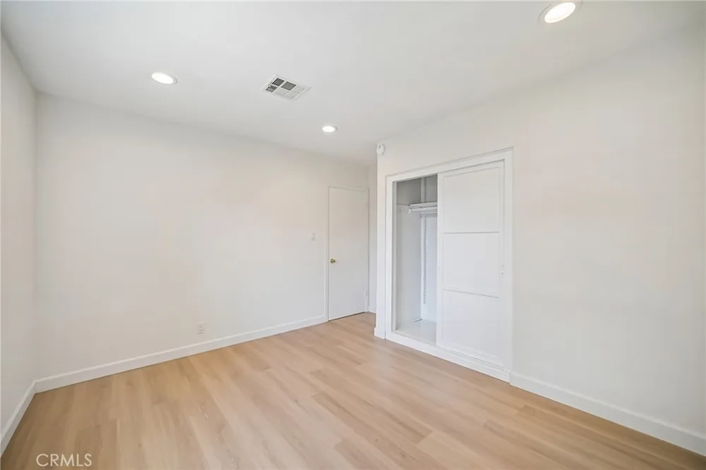 7419 Gaviota Avenue Van Nuys, CA 91406