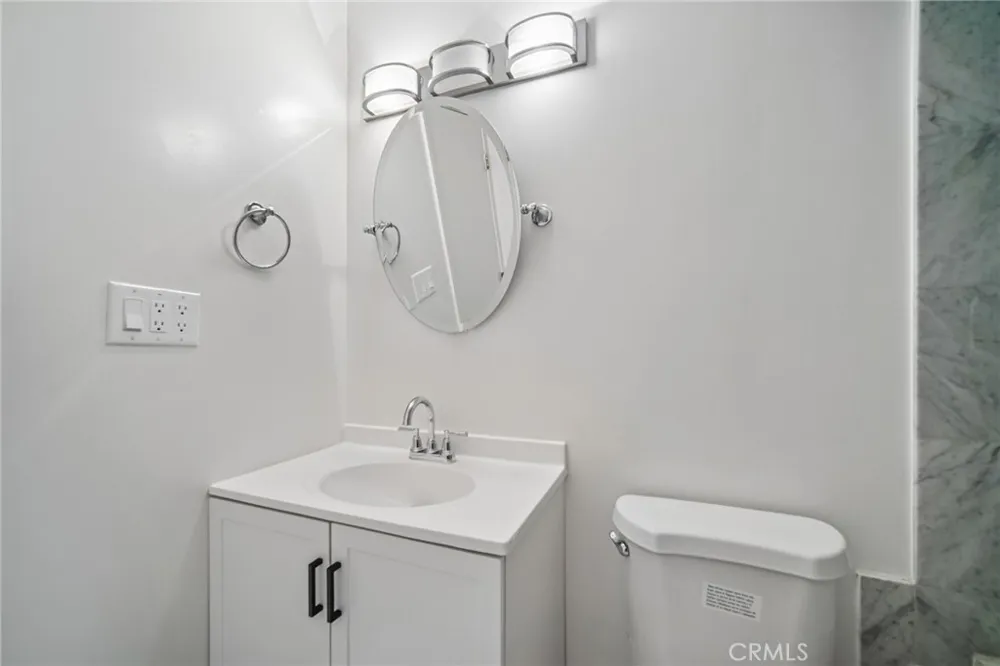 7419 Gaviota Avenue Van Nuys, CA 91406