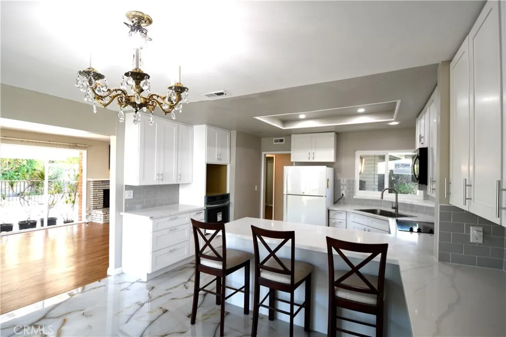 10445 Ballard Garden Grove, CA 92840