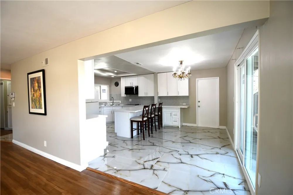 10445 Ballard Garden Grove, CA 92840