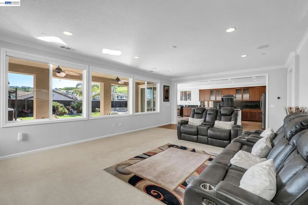 4061 Sarasta Bay Dr Pittsburg, CA 94565