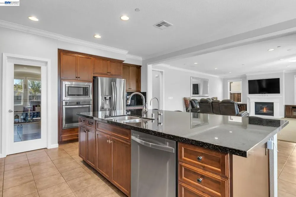 4061 Sarasta Bay Dr Pittsburg, CA 94565
