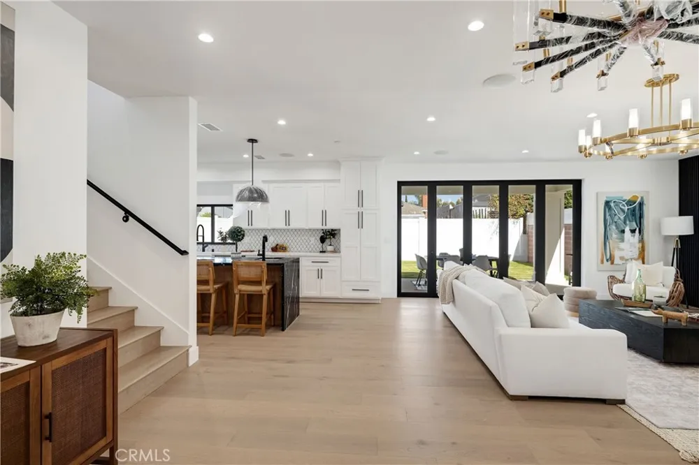 1110 Kornblum Torrance, CA 90503