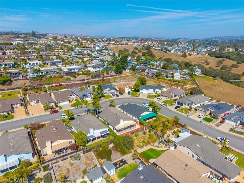 191 Irish Way Pismo Beach, CA 93449