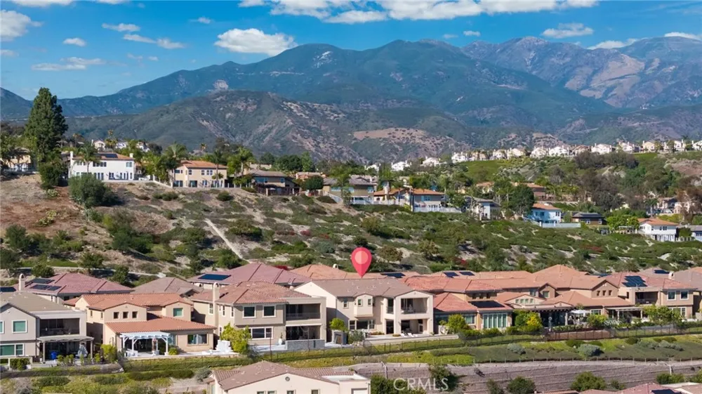 1132 Summit Oak Lake Forest, CA 92679