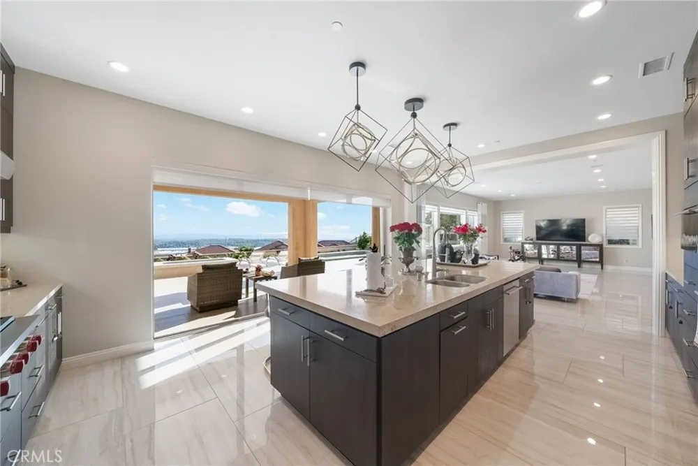 1132 Summit Oak Lake Forest, CA 92679