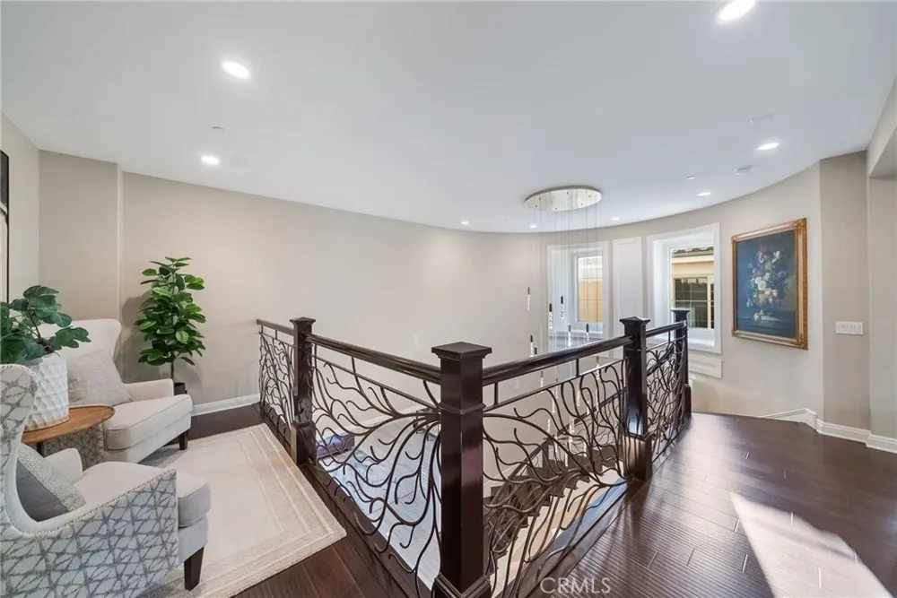 1132 Summit Oak Lake Forest, CA 92679