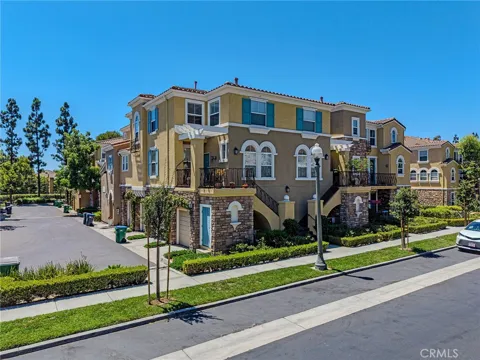 1406 Terra Bella
