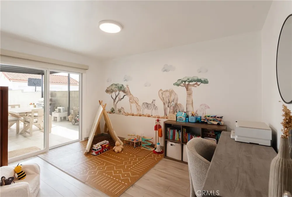 4922 W 137th Street Hawthorne, CA 90250
