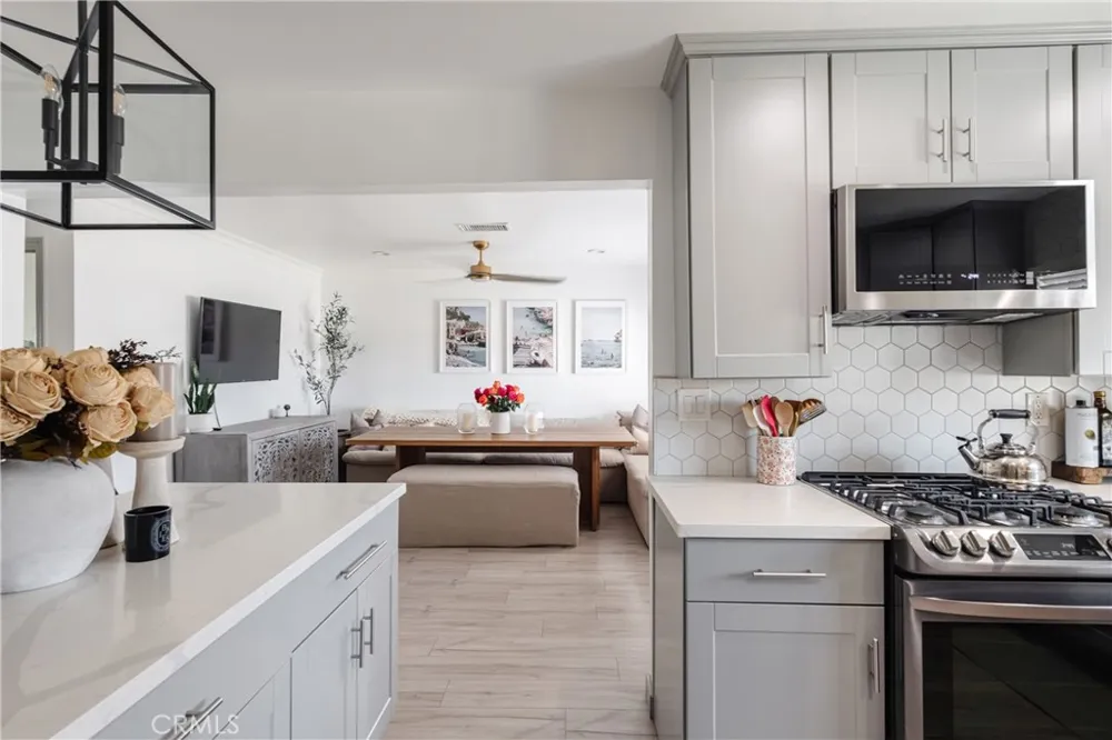 4922 W 137th Street Hawthorne, CA 90250
