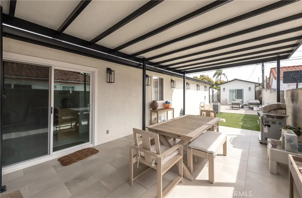 4922 W 137th Street Hawthorne, CA 90250