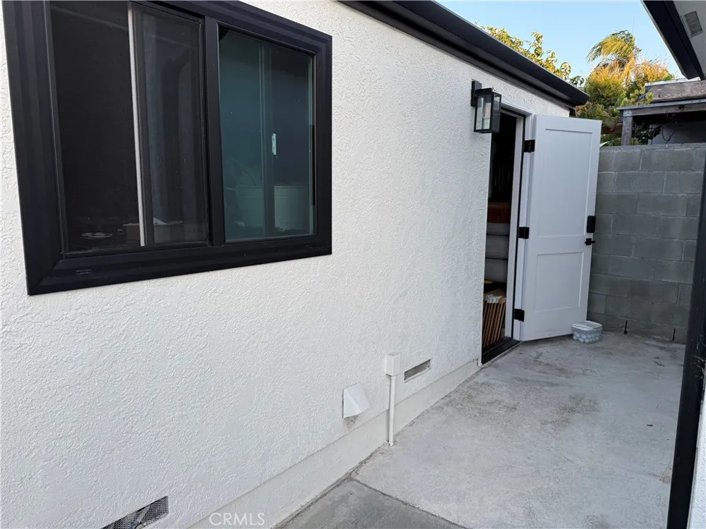 4922 W 137th Street Hawthorne, CA 90250