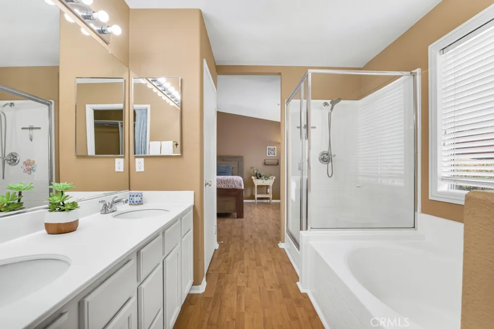 13232 Mira Mar Drive Sylmar, CA 91342