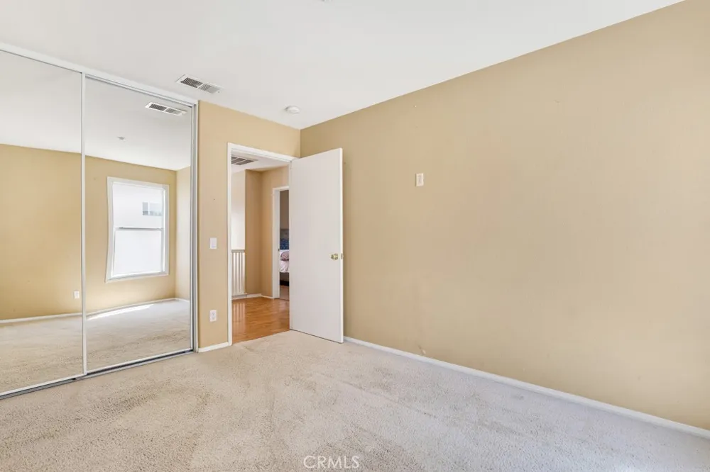 13232 Mira Mar Drive Sylmar, CA 91342