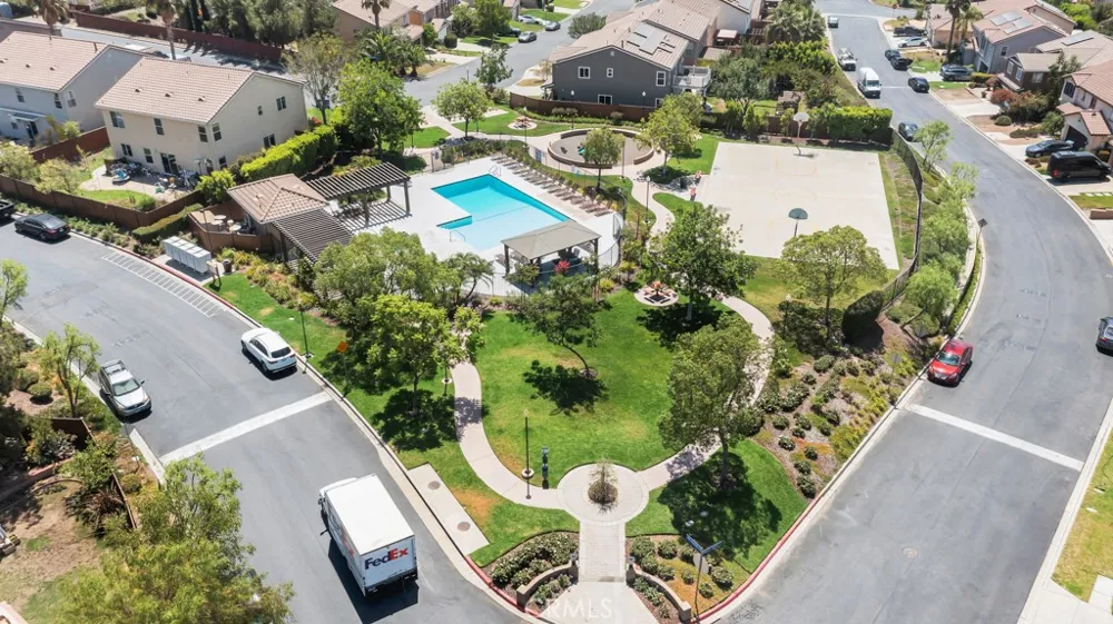 13232 Mira Mar Drive Sylmar, CA 91342