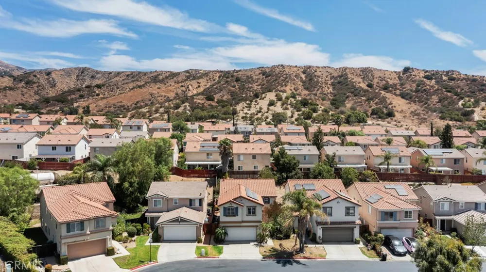 13232 Mira Mar Drive Sylmar, CA 91342