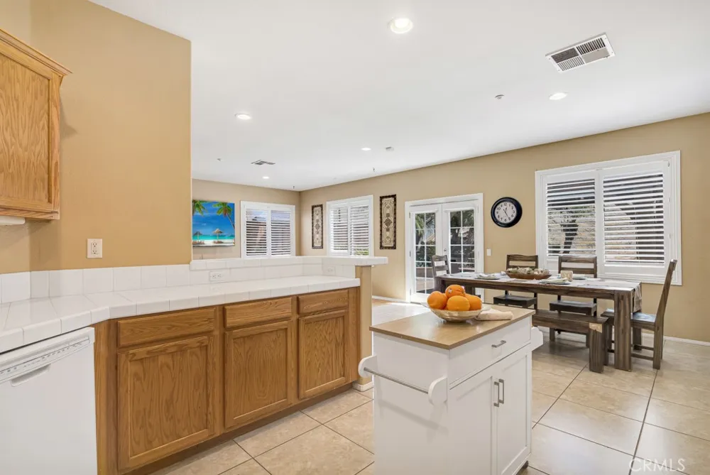 13232 Mira Mar Drive Sylmar, CA 91342
