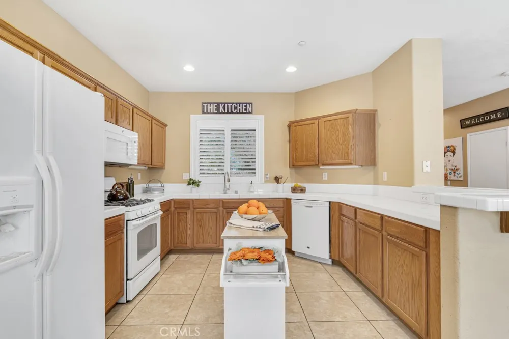 13232 Mira Mar Drive Sylmar, CA 91342