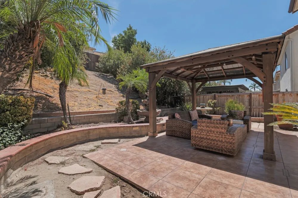 13232 Mira Mar Drive Sylmar, CA 91342